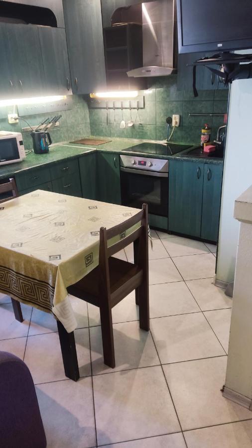 Apartment On Privokzalnaya 2/1 ヴィーンヌィツャ エクステリア 写真
