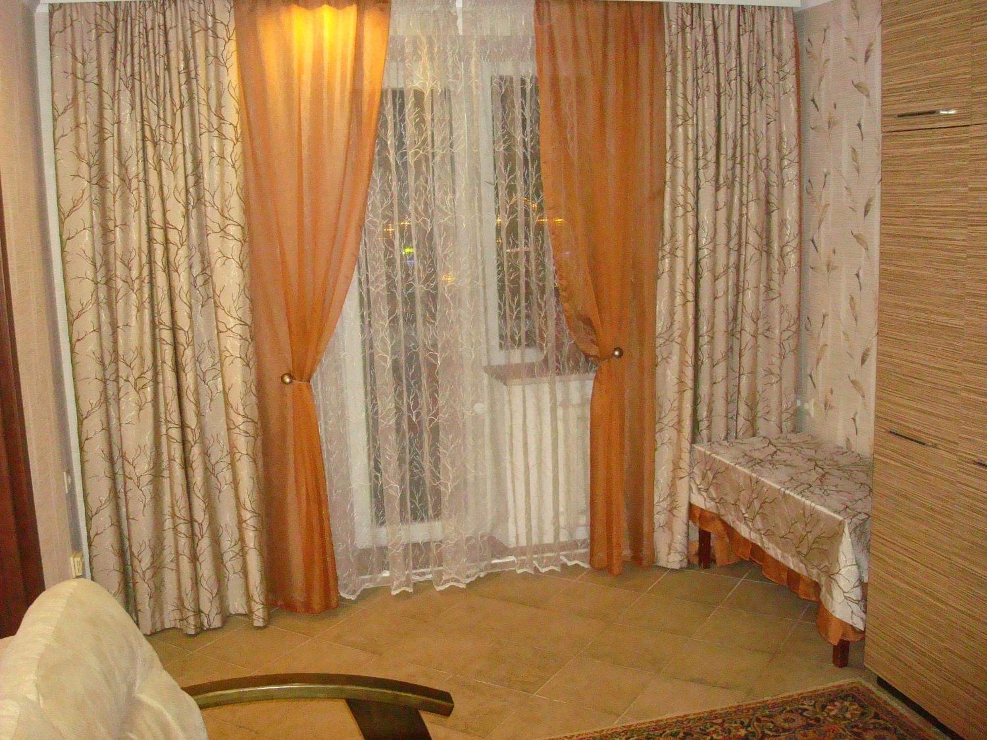 Apartment On Privokzalnaya 2/1 ヴィーンヌィツャ エクステリア 写真