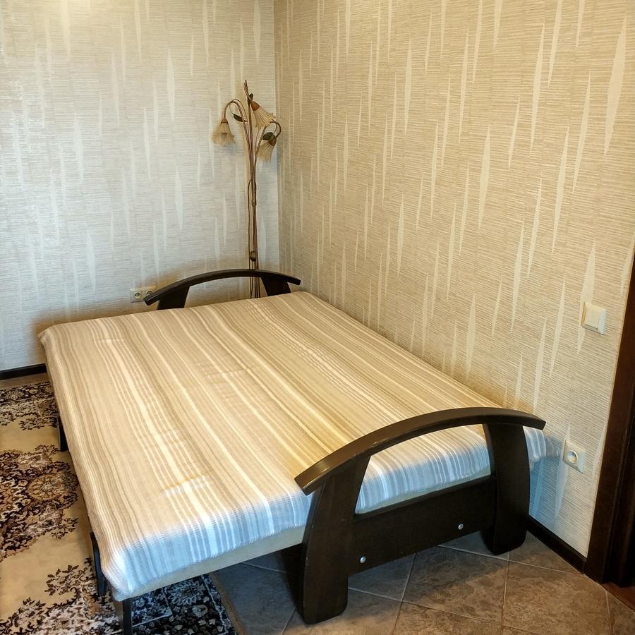 Apartment On Privokzalnaya 2/1 ヴィーンヌィツャ エクステリア 写真